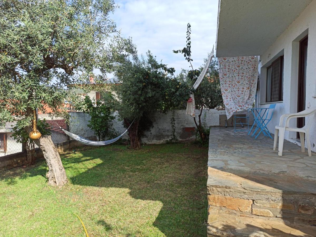 Dora'S House Comfortable Apartment With A Yard And View Pyrgadikia Dış mekan fotoğraf