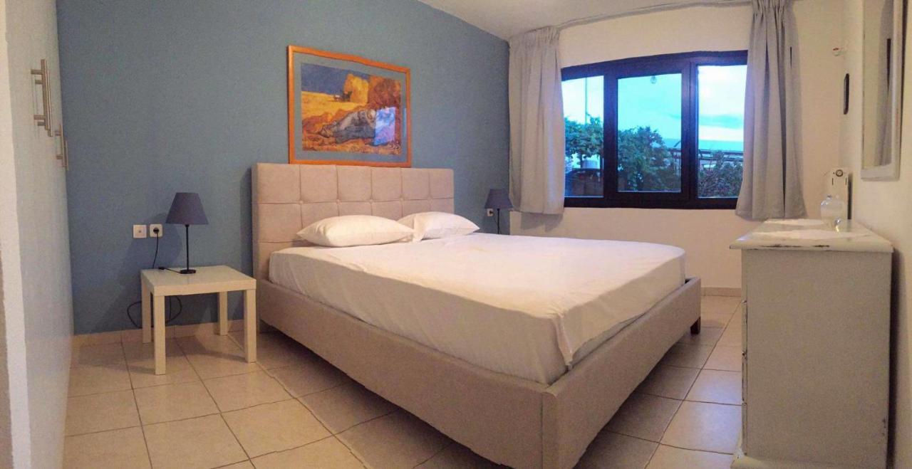 Dora'S House Comfortable Apartment With A Yard And View Pyrgadikia Dış mekan fotoğraf